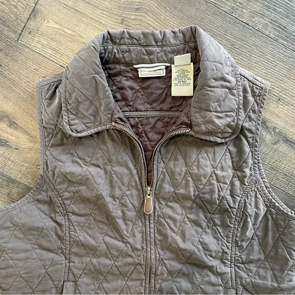 Lands End Women Quilted Vest - Picture 3 of 6